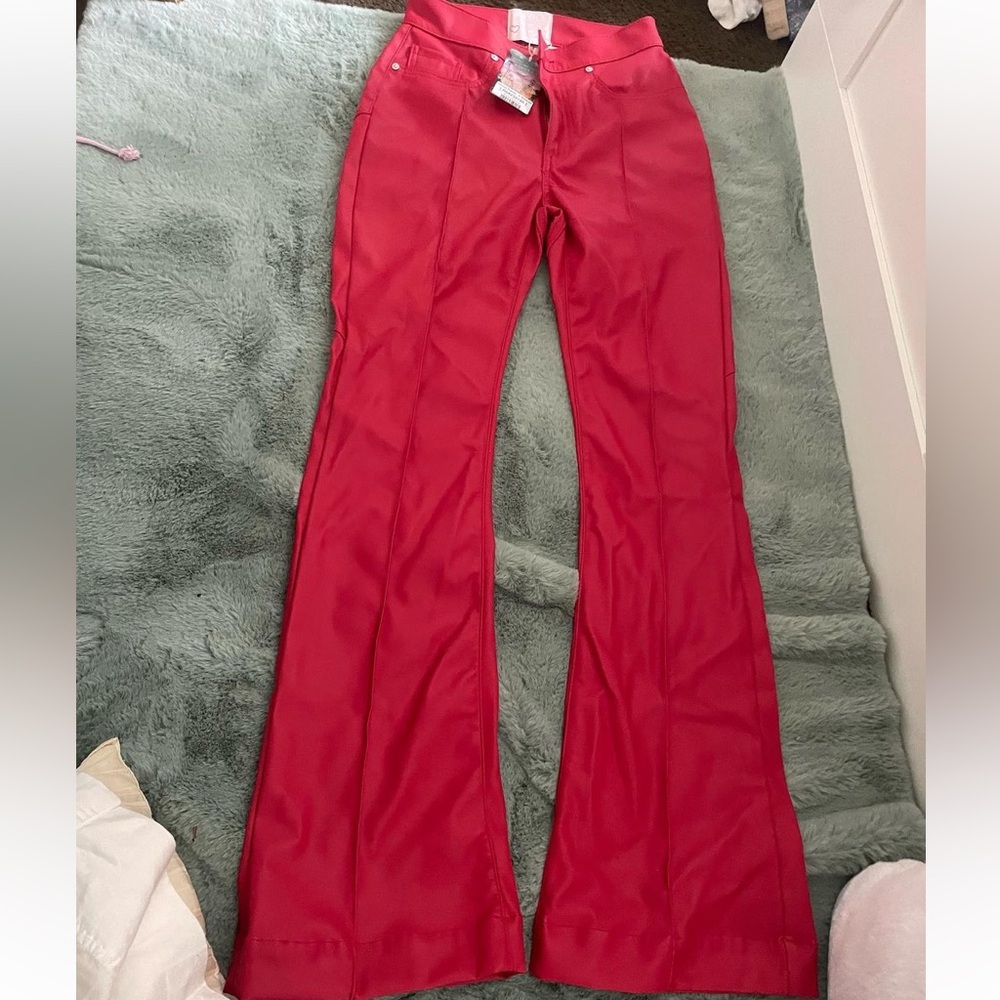 Revice. Size 28. Venus Flares.